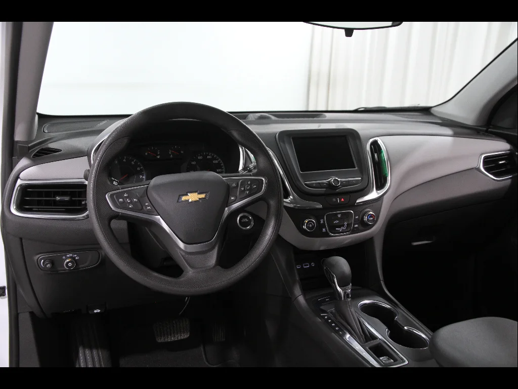 2023 Chevrolet Equinox LS - Photo 6