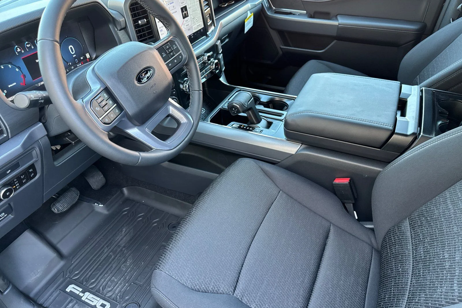 New 2026 Agate Black Metallic Ford XLT image 12