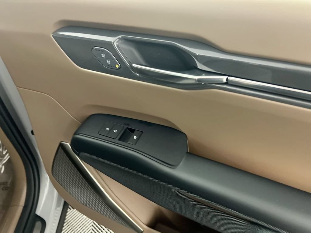 New 2026 Wolf Gray / Black Roof Kia GT-Line AWD image 33