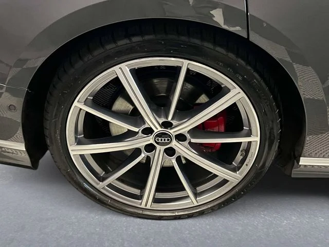 2023 Audi S8 Base - Photo 7