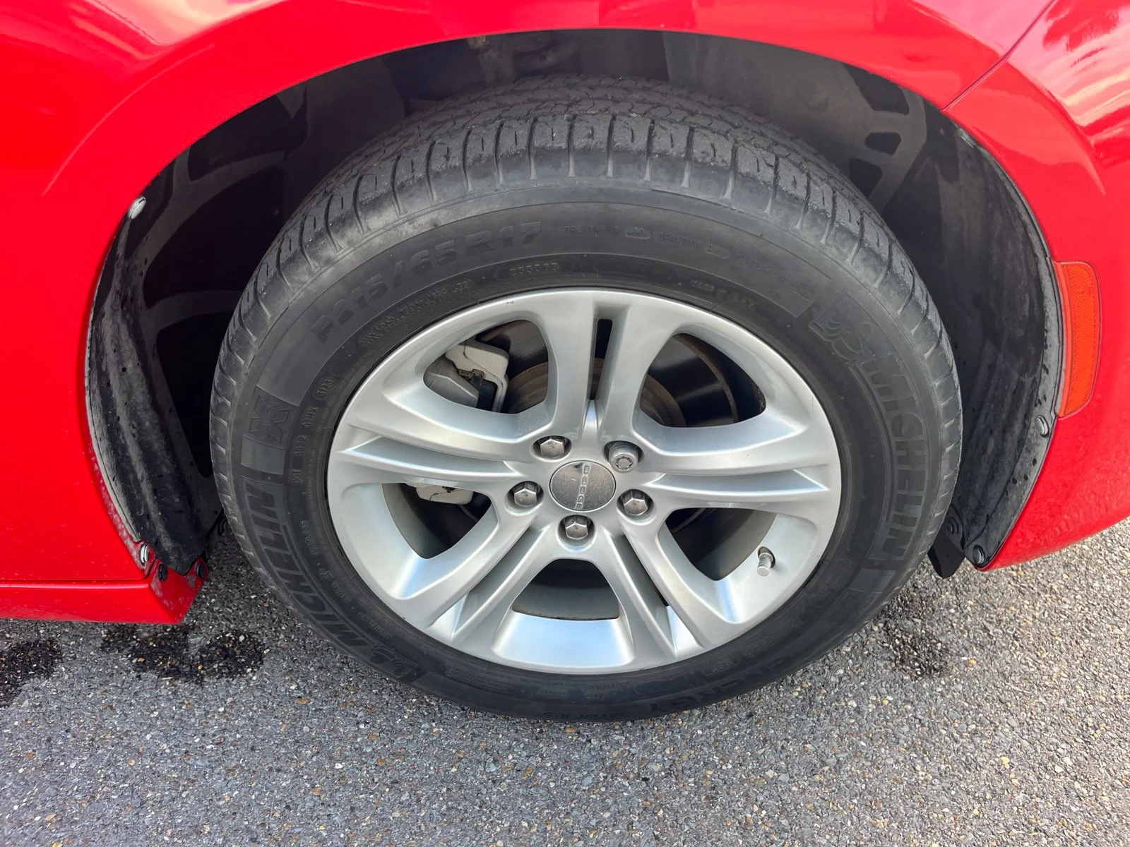 Used 2023 Red Dodge SXT image 8