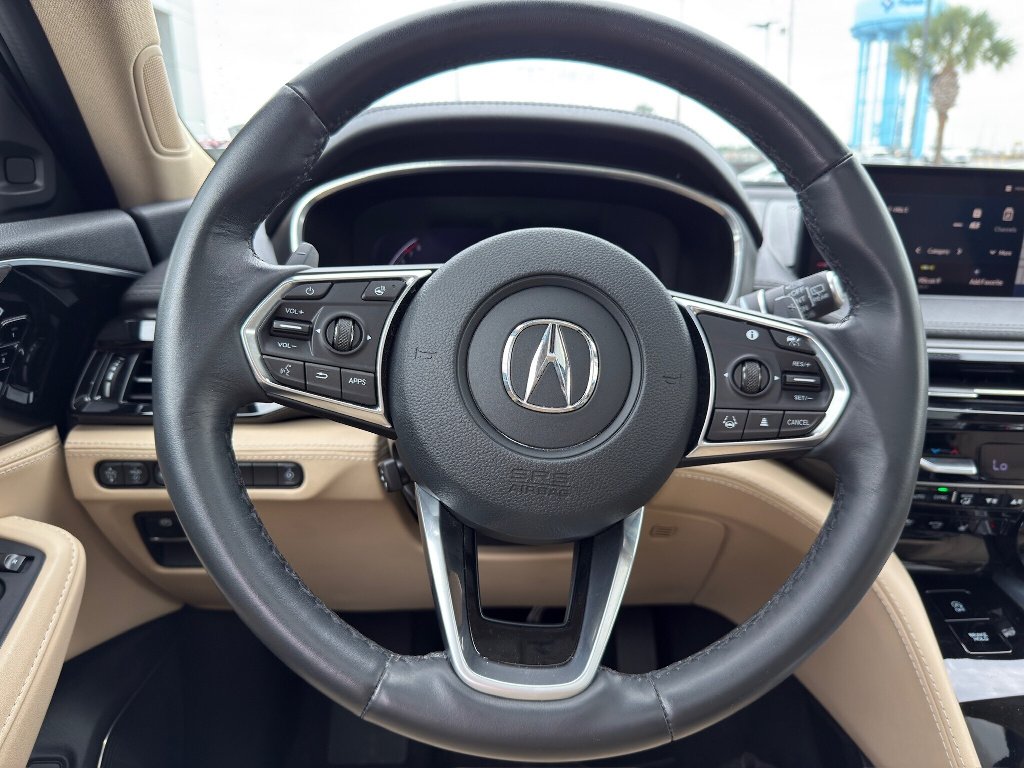 Used 2023  Acura SH-AWD w/Advance image 16