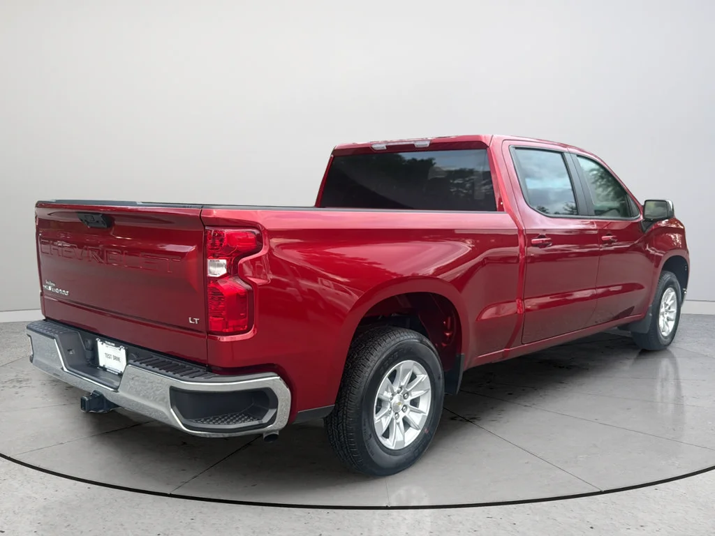 2023 Chevrolet Silverado 1500 LT - Photo 6