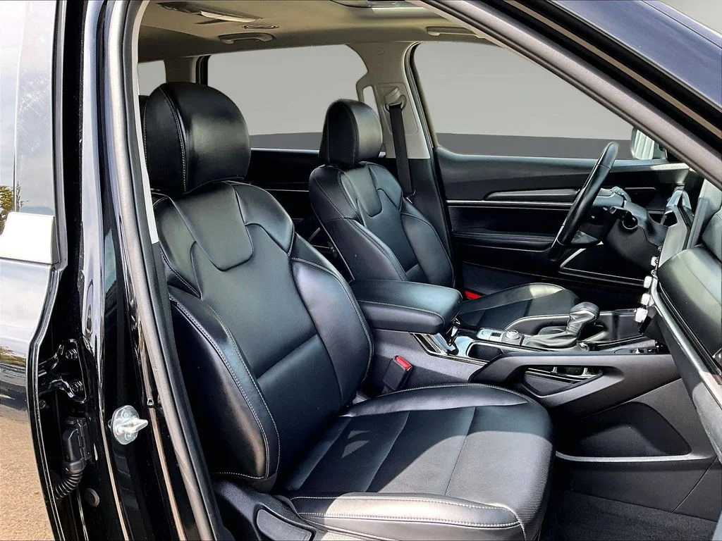 2025 Kia Telluride S - Photo 33