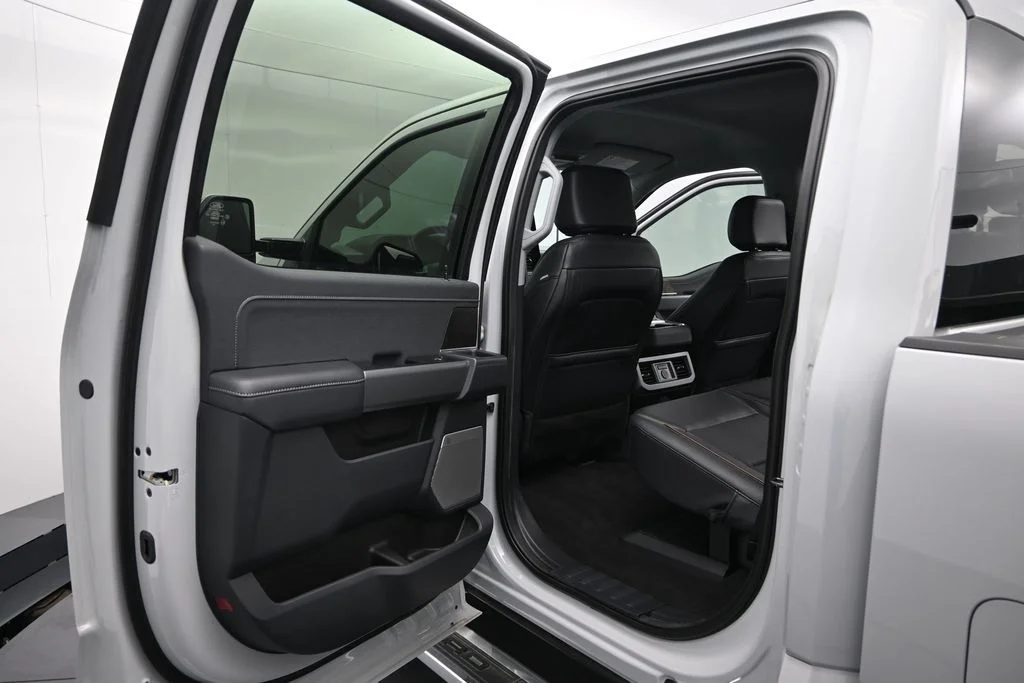 New 2026 Avalanche Ford F-250® Lariat® image 13