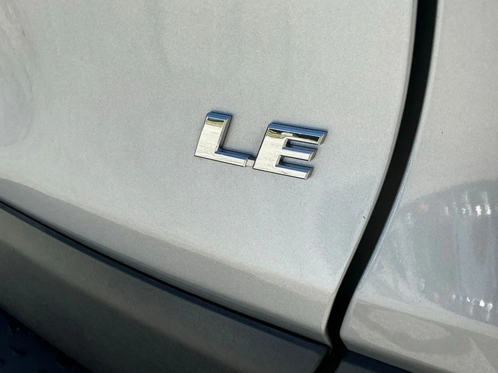 Used 2022 Silver Toyota LE image 23