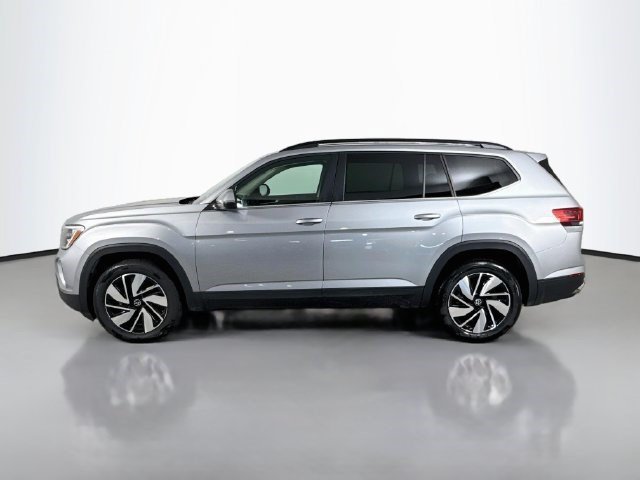 Used 2026 Silver Mist Metallic Volkswagen 2.0T SE w/Technology image 4