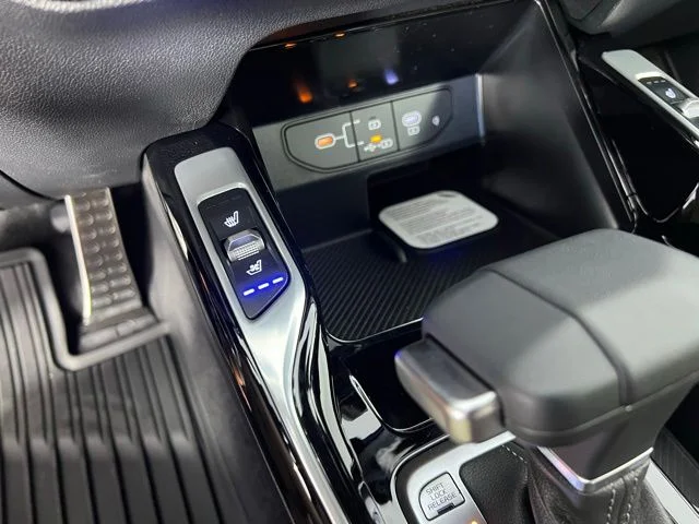 New 2026 White Kia X-Line SX Prestige image 26