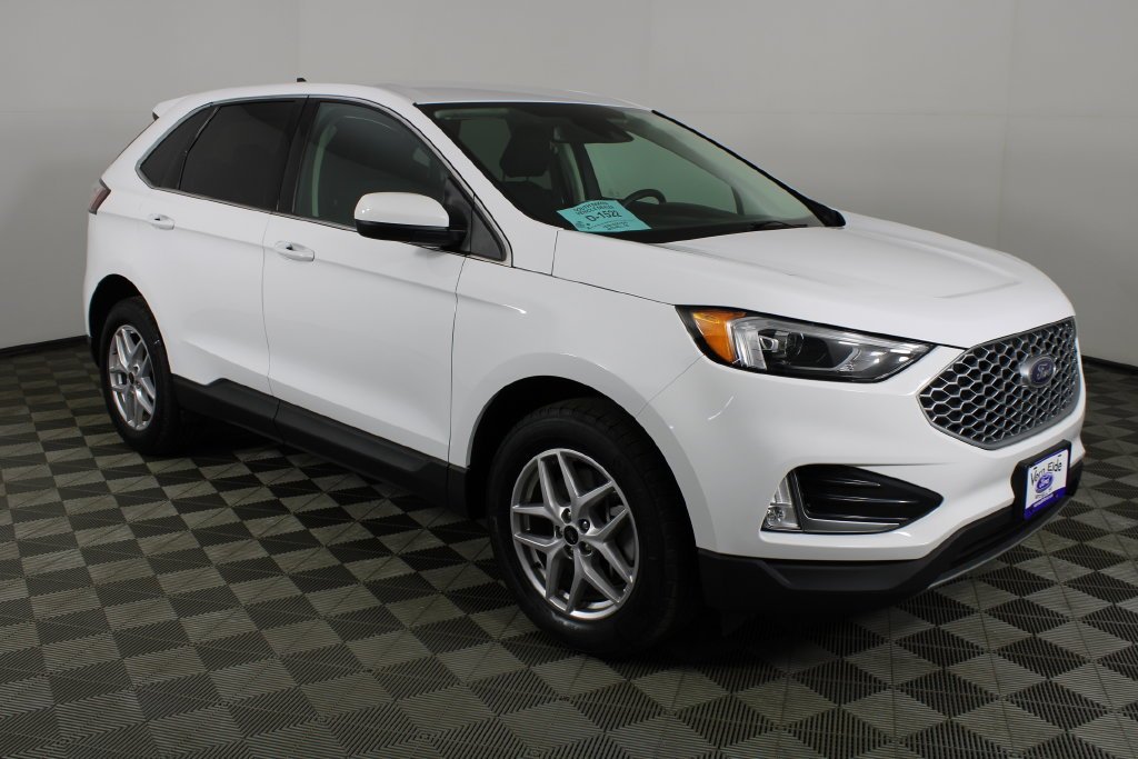 2023 Ford Edge