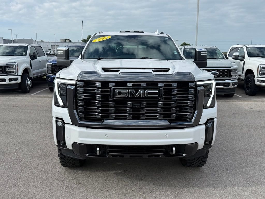 Used 2024 White Frost Tri-Coat GMC Denali Ultimate image 41