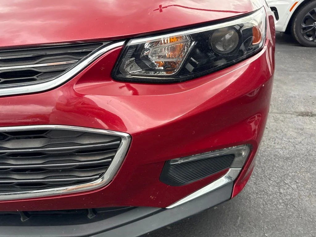 Used 2016 Red Chevrolet LT image 10
