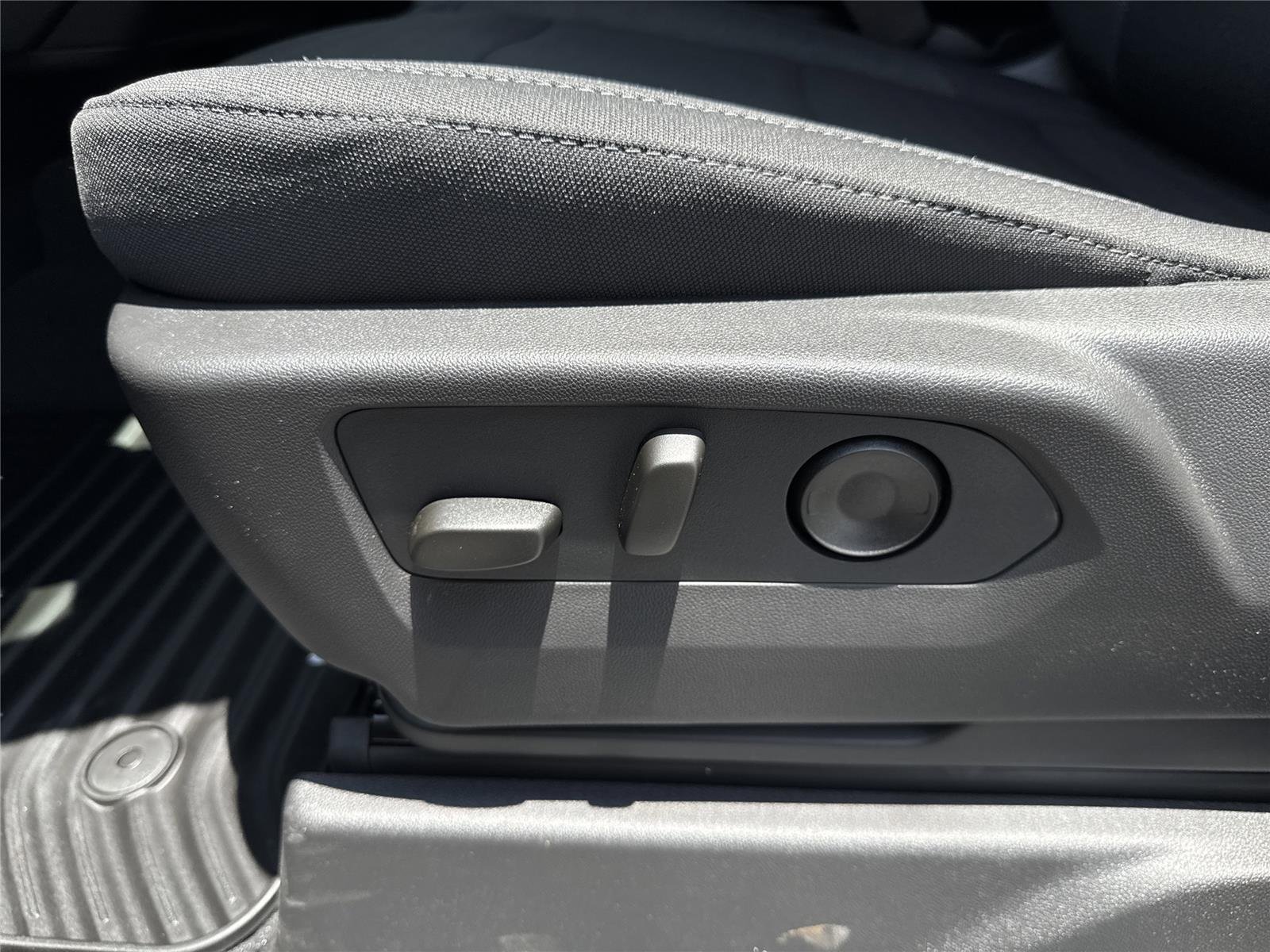 2026 Chevrolet Silverado 2500 HD Custom - Photo 38