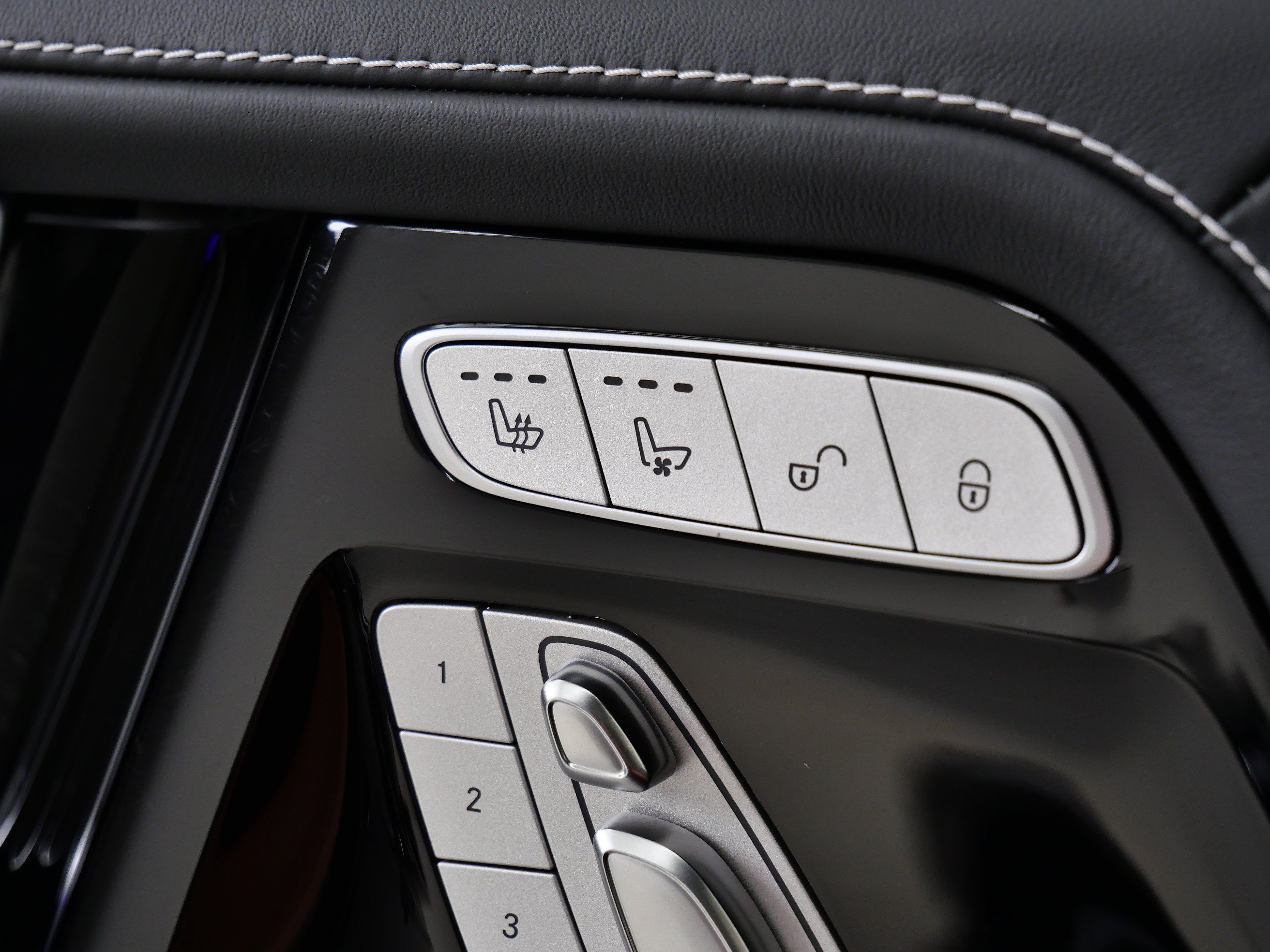 Used 2023 Obsidian Black Metallic Mercedes-Benz AMG® G 63 image 32