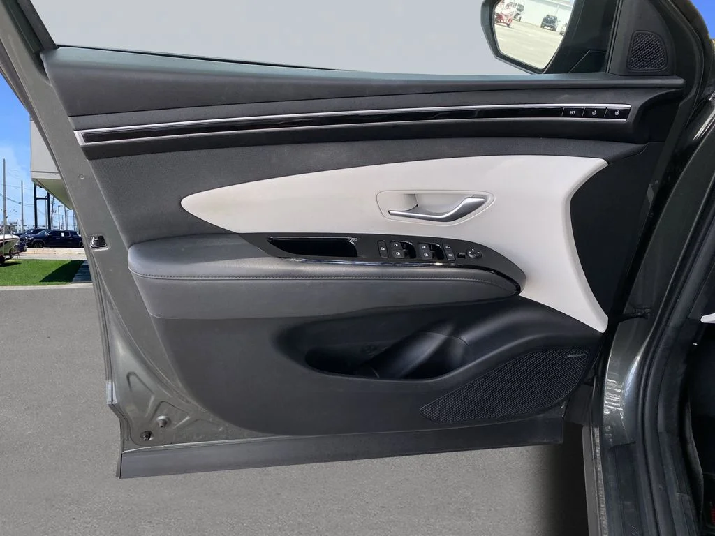Used 2022 Amazon Gray Hyundai Limited image 16
