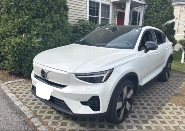 2023 Volvo C40 P8 Recharge Ultimate AWD's photo