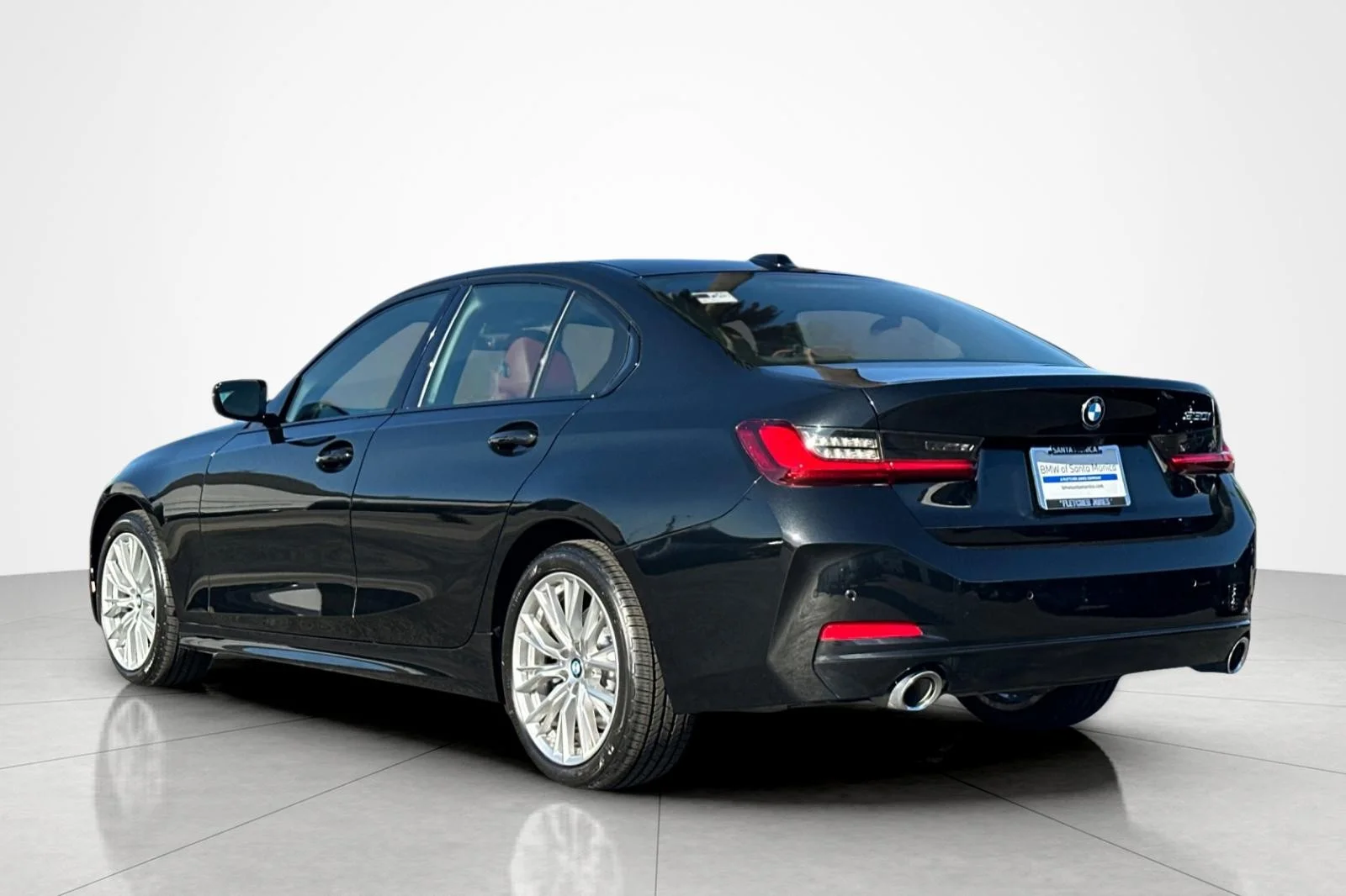 Used 2023 Black Sapphire Metallic BMW 330i image 3