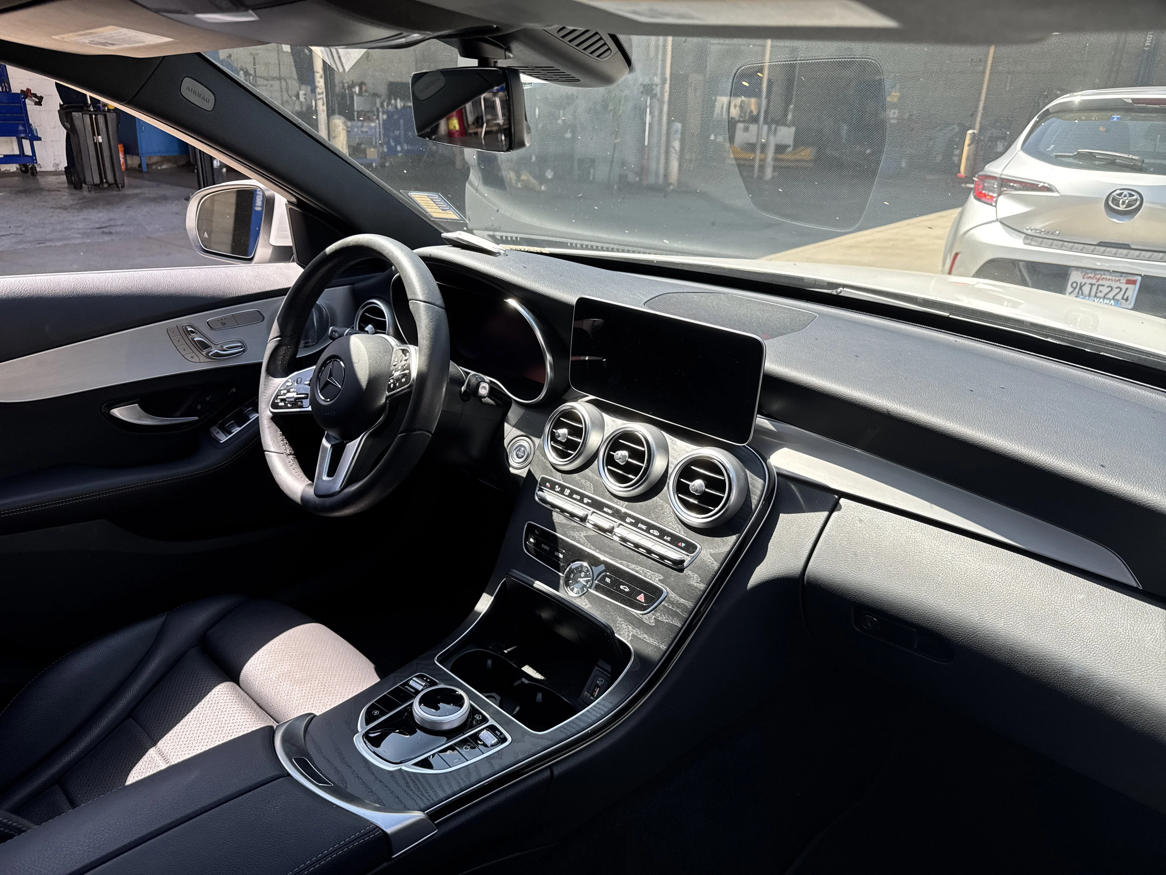Used 2021  Mercedes-Benz C 300 image 4