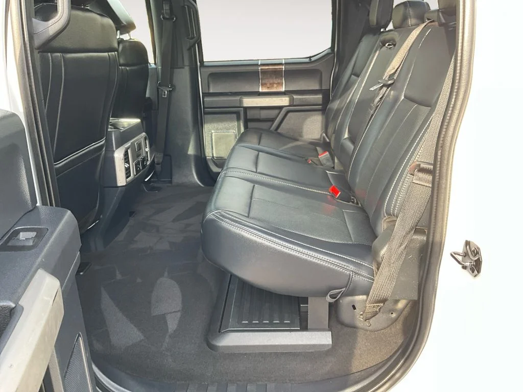 2022 Ford F-350 Super Duty Lariat - Photo 11