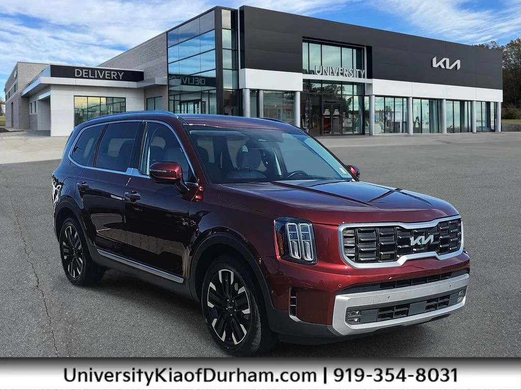Used 2023 Red Kia SX image 1