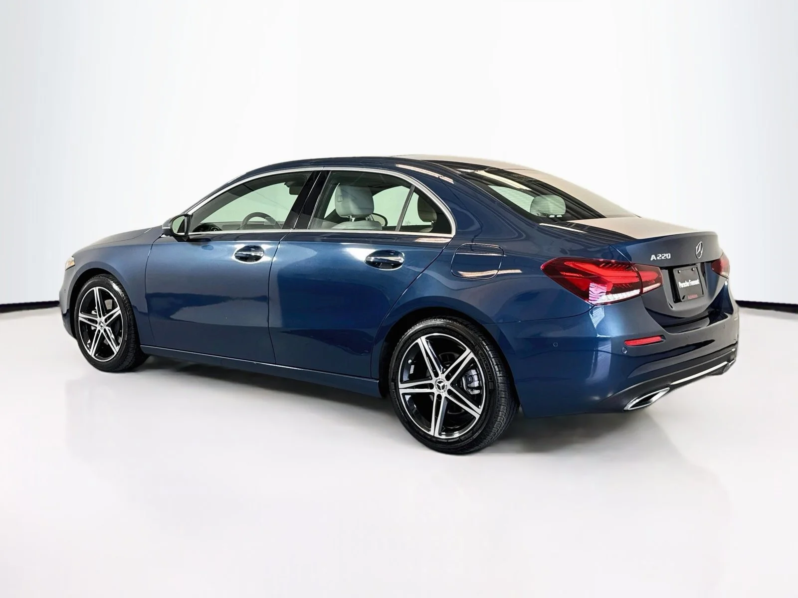 Used 2019 Denim Blue Metallic Mercedes-Benz A 220 image 3
