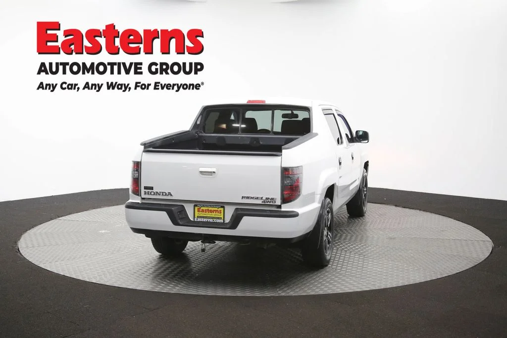 Used 2014 White Honda Sport image 37
