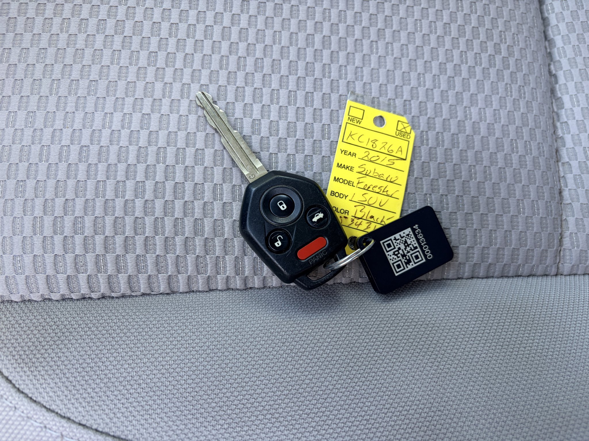 Used 2015 Dark Gray Metallic Subaru 2.5i Premium image 32