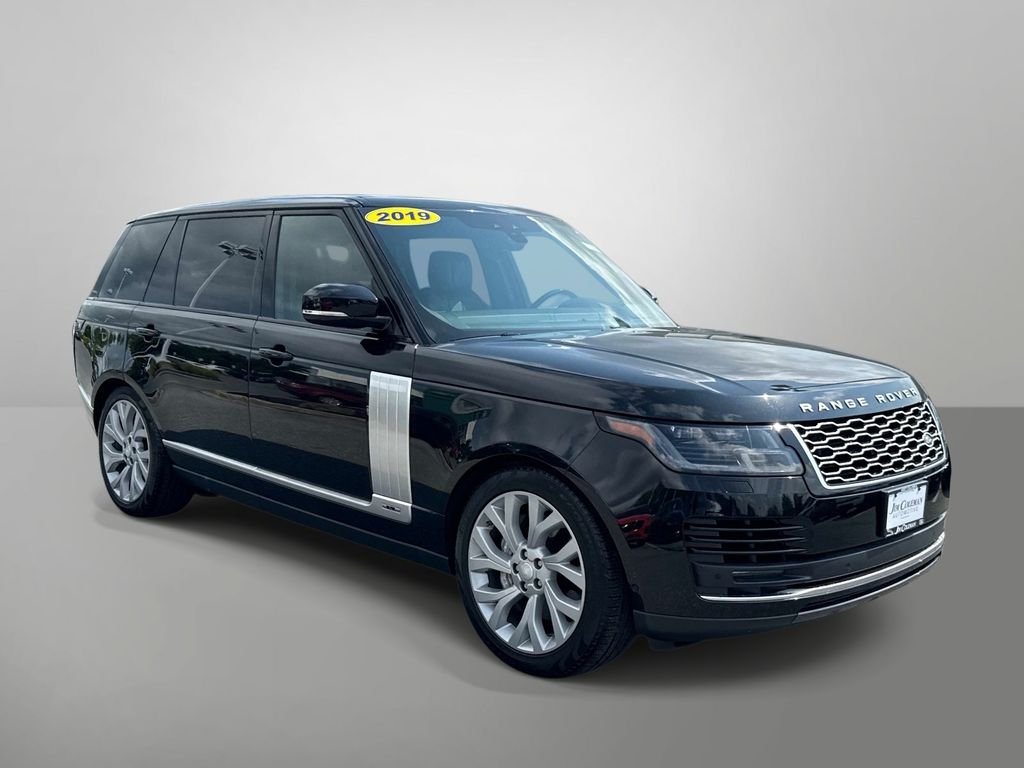 Used 2019 Black Land Rover 5.0L V8 Supercharged image 25