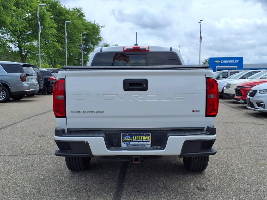 Used 2021 SUMMIT WHITE Chevrolet 4WD LT image 6