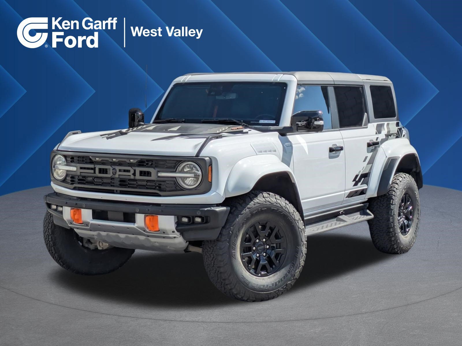 Used 2024 Oxford White Ford Raptor image 1