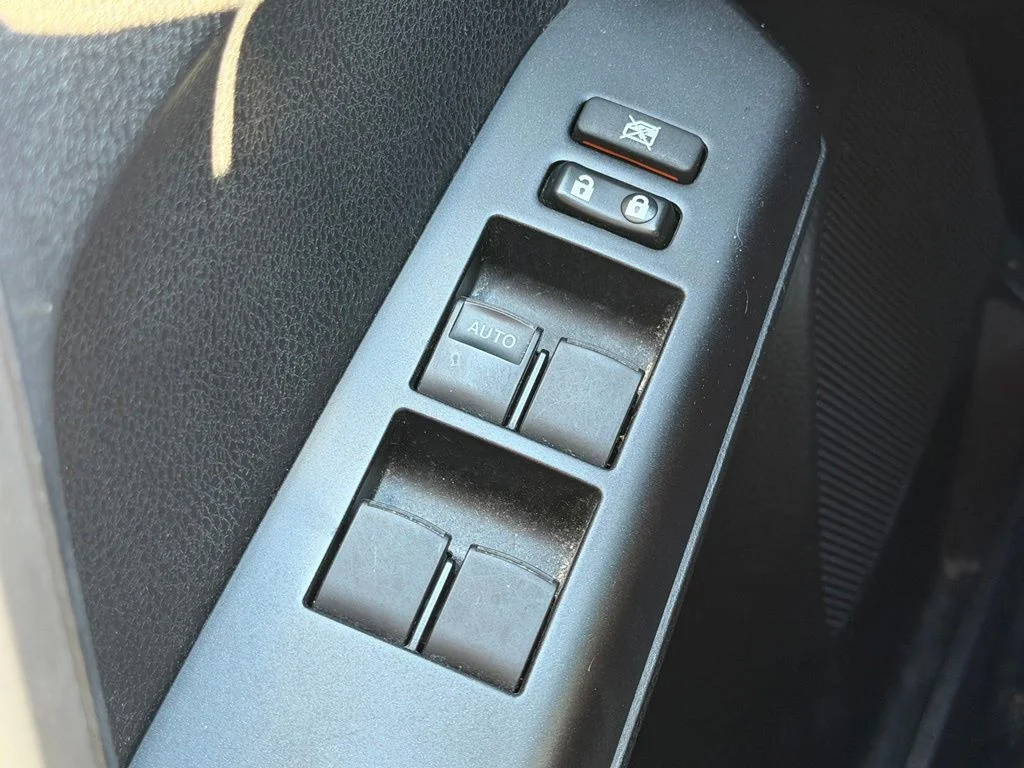 Used 2018 Red Toyota LE image 19