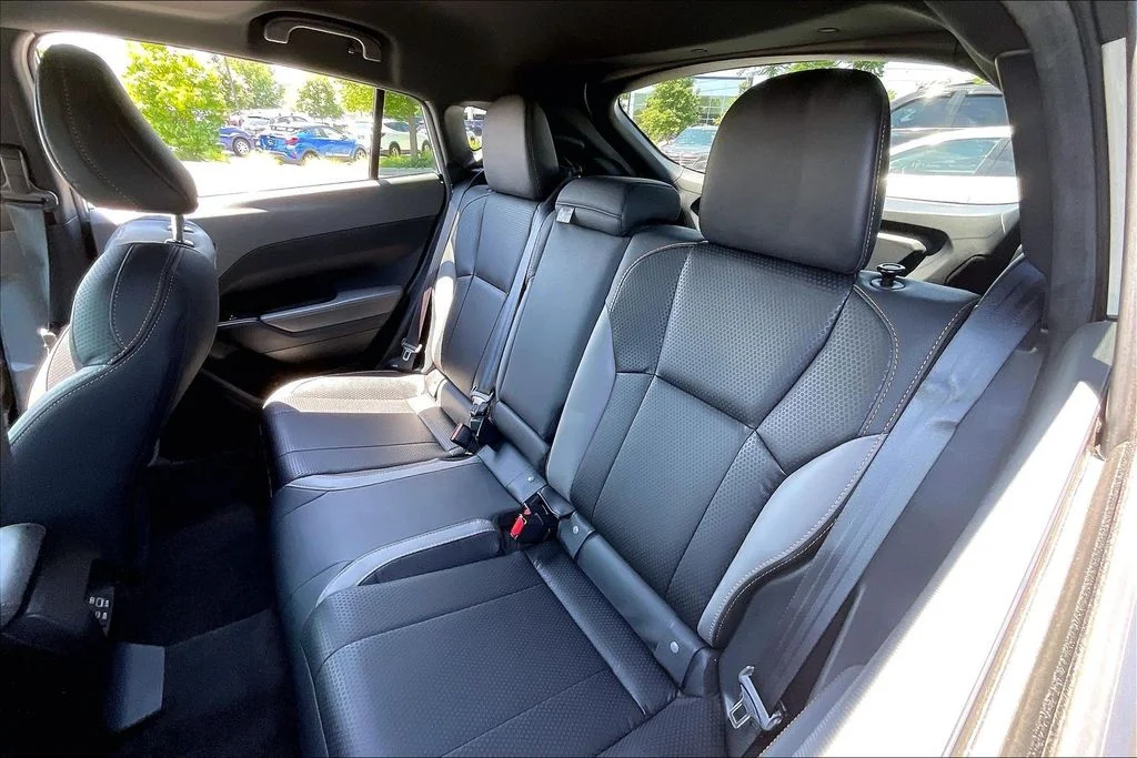 Used 2025 White Subaru Wilderness image 29