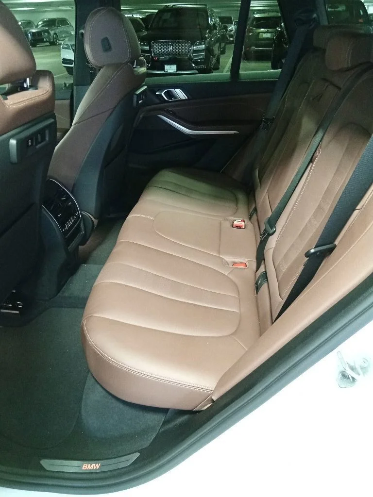 Used 2022 Alpine White BMW xDrive40i image 10