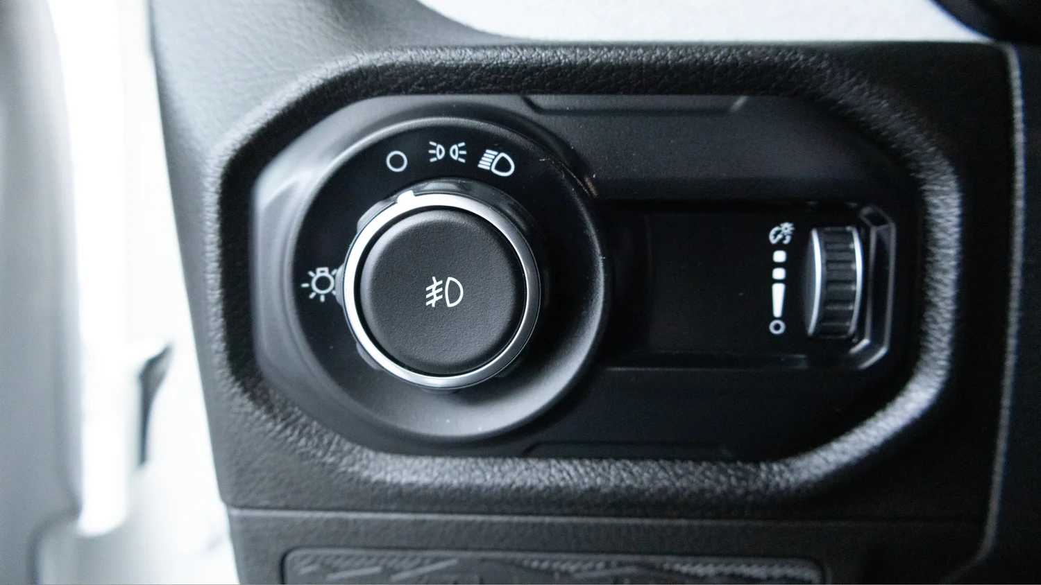 Certified Used 2024 White Jeep Sport image 20
