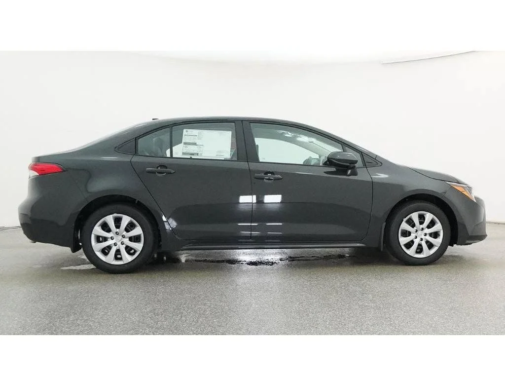 New 2026 Underground Toyota LE image 34