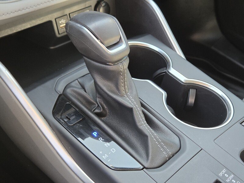 Used 2025 Silver Toyota XLE image 36