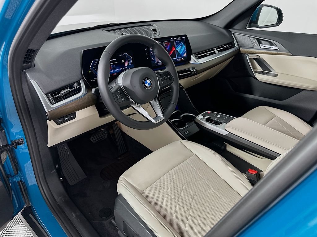 Certified Used 2023 Blue Bay Lagoon Metallic BMW xDrive28i image 9