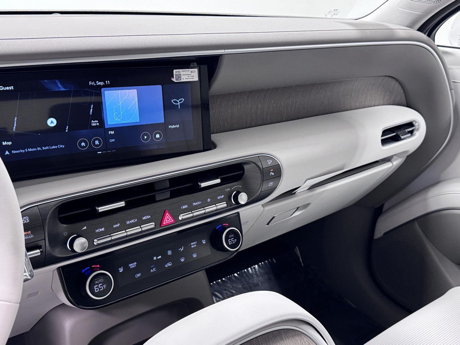 New 2027 Creamy White Pearl Hyundai SEL 7P image 39