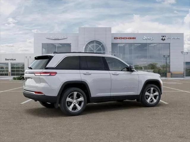 New 2026 Bright White Clear-Coat Exterior Paint Jeep Limited image 56