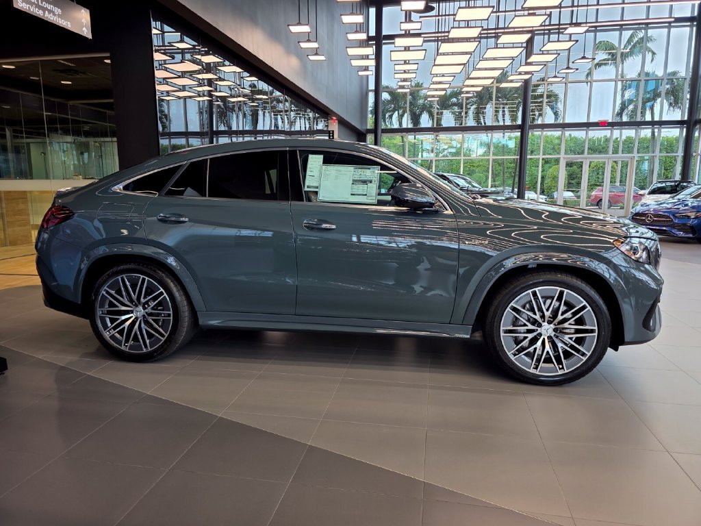 New 2027 Green Mercedes-Benz GLE 450 image 3