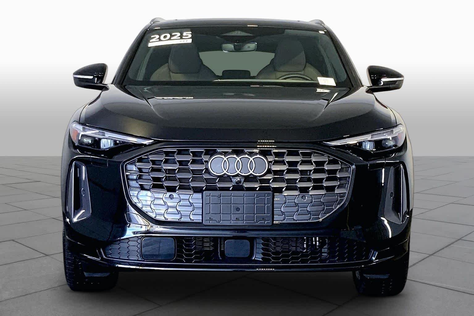 Used 2025 Mythos Black Metallic Audi Premium Plus image 4