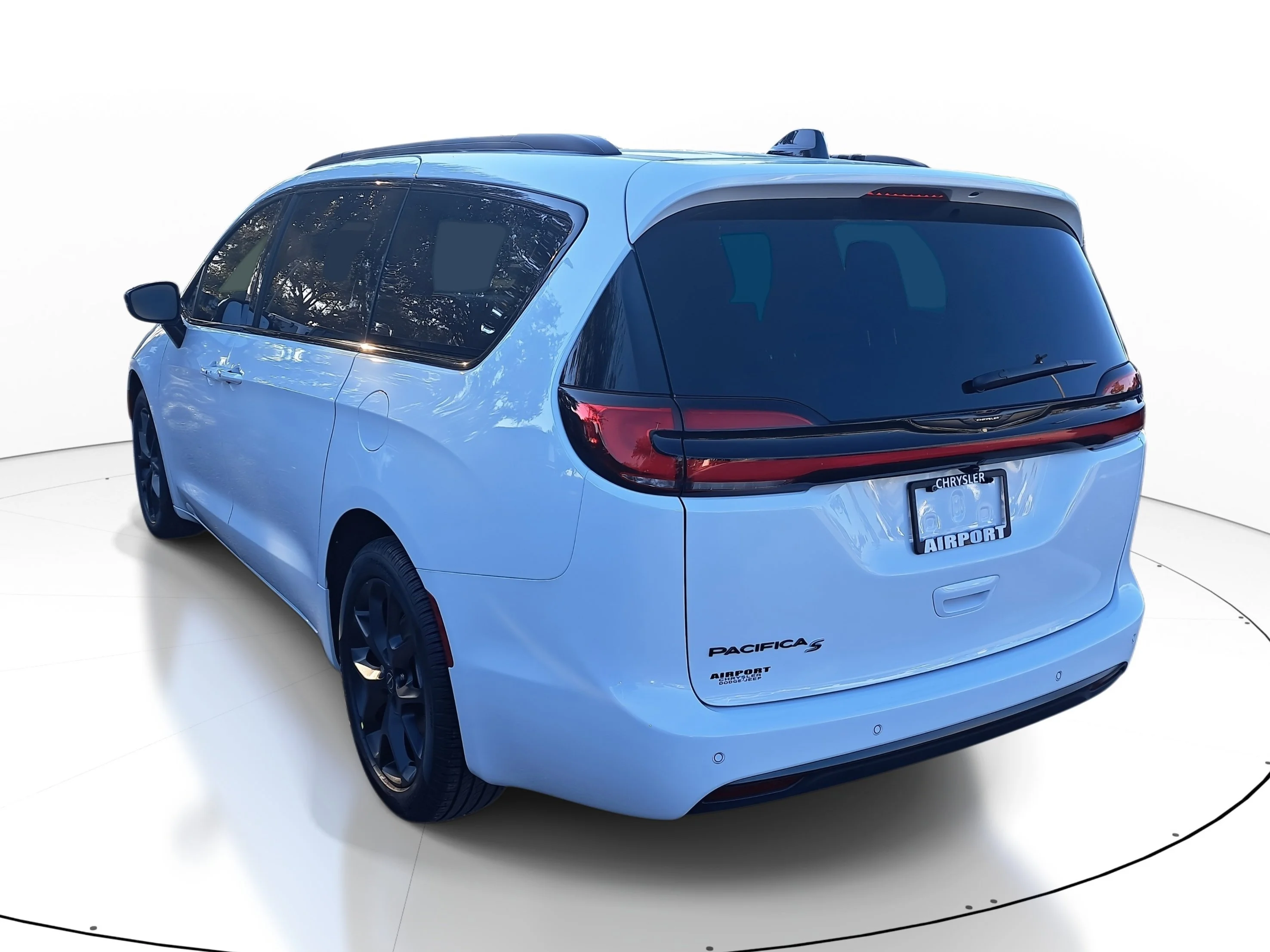 New 2026 Bright White Clearcoat Chrysler Select image 3
