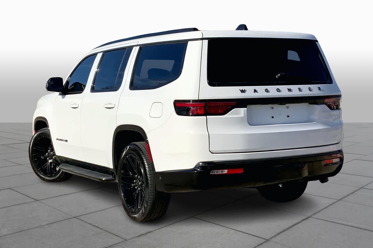 2025 Jeep Wagoneer Series II - Photo 12