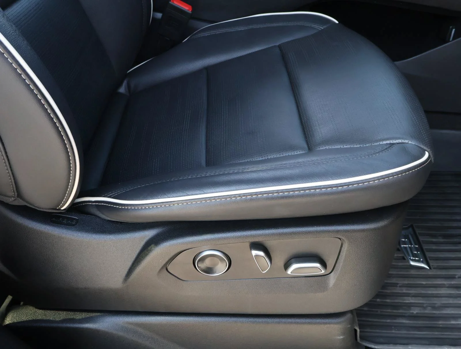 Used 2024 Black Raven Cadillac Premium Luxury image 23