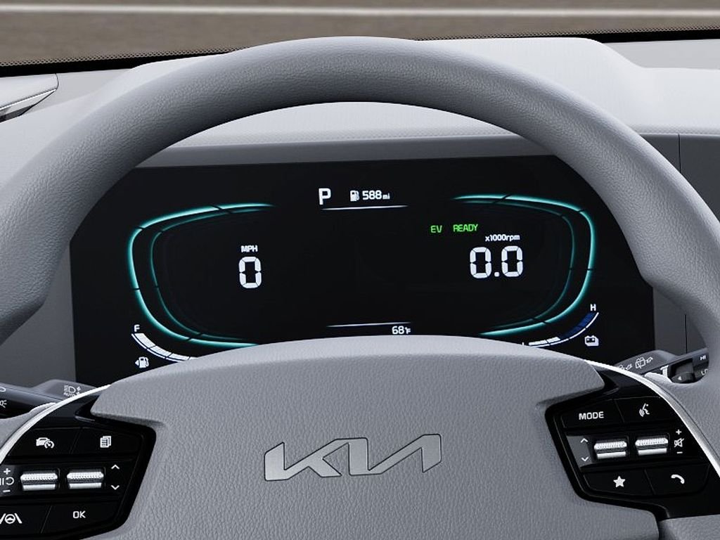 New 2026 Snow White Pearl Kia LX image 21