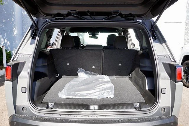 New 2026 Sting-Gray Clear-Coat Exterior Paint Jeep Laredo image 15