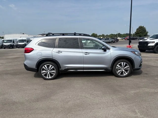 Used 2022 Silver Subaru Limited image 8