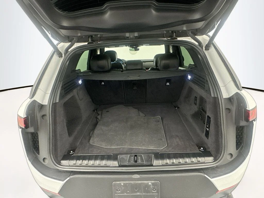 Certified Used 2024 White Land Rover SE image 25