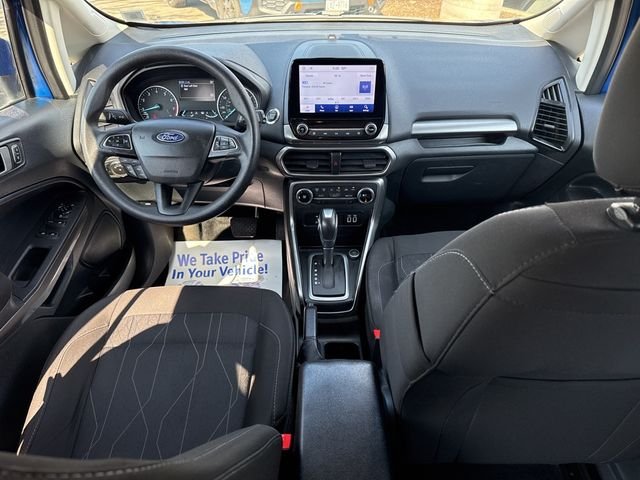 Used 2021 Blue Ford SE image 24