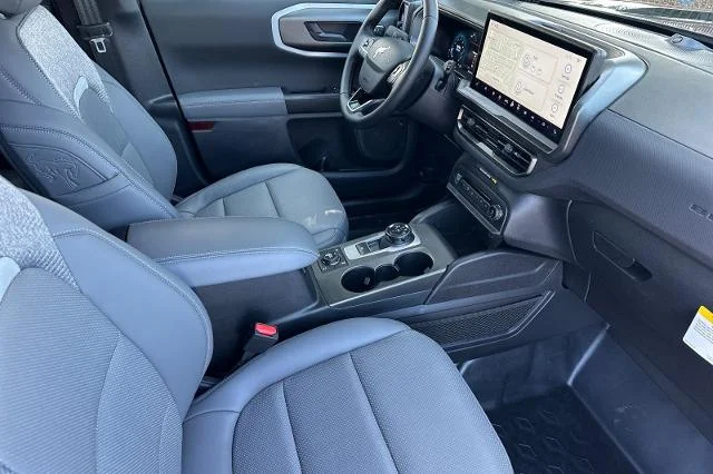 New 2026 Shadow Black Ford Badlands® image 38