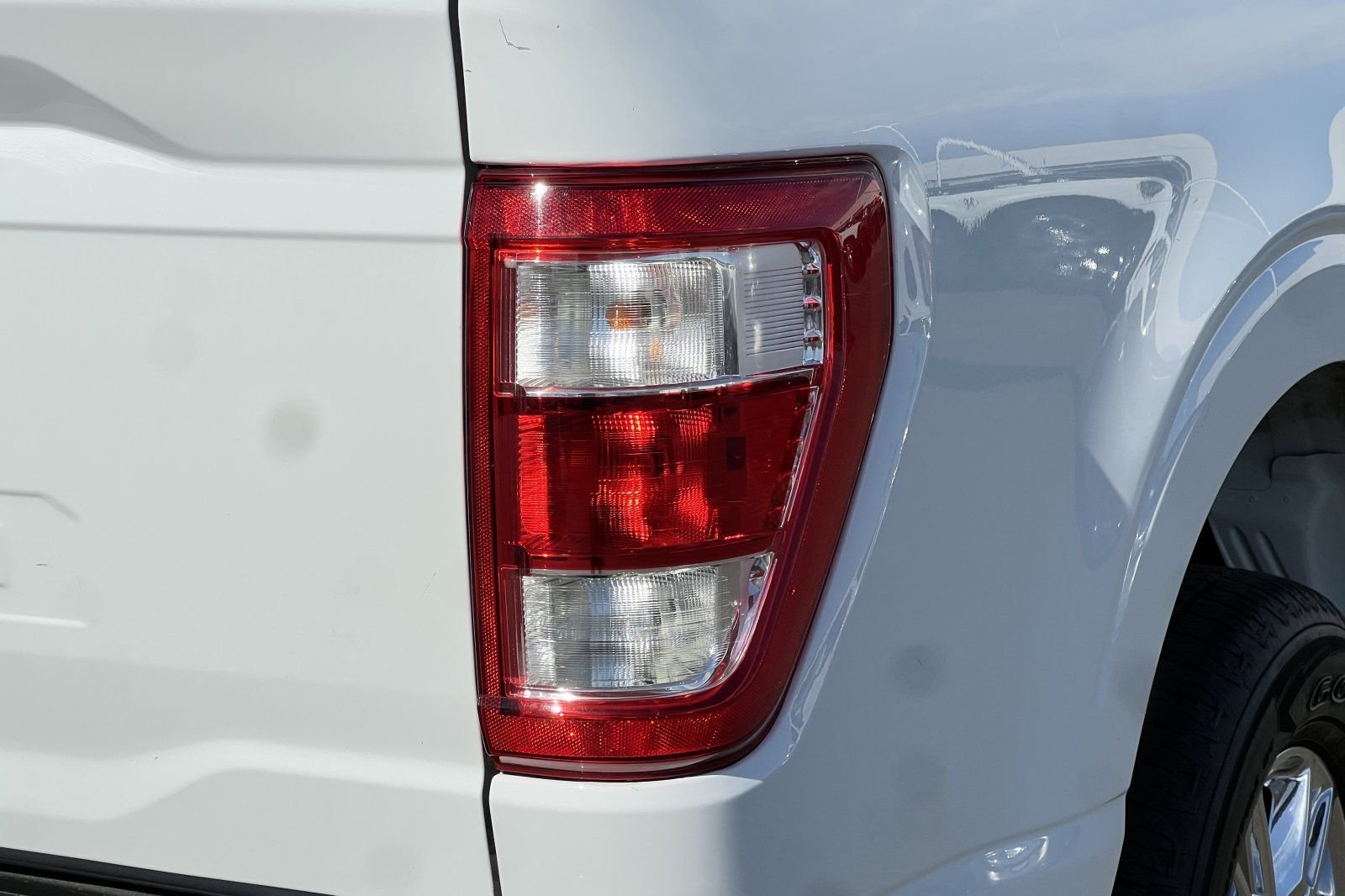 Used 2022 White Ford XL image 26